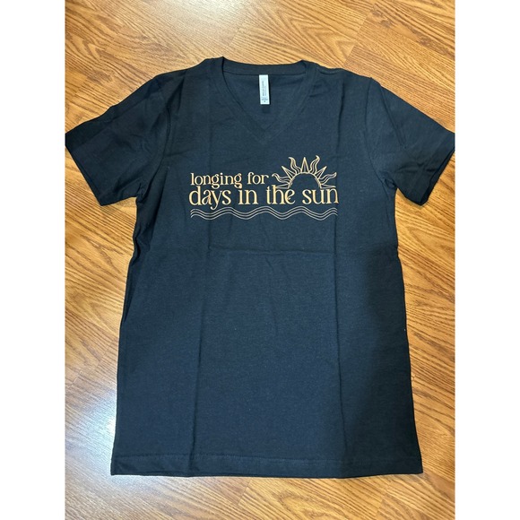 Bella + Canvas Tops - Bella Canvas V-Neck T-Shirt Longing for Days in the Sun Graphic Top, Size M‎